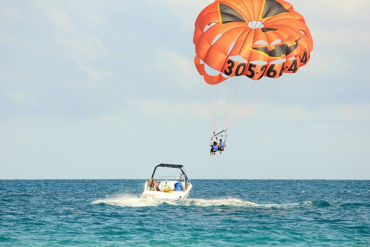 Mauritius parasailing experience with Seewan Tours